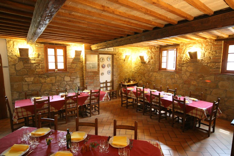 Agriturismo Palazzo Bandino - Join a cooking class or simply reserve your place at the dinner table
