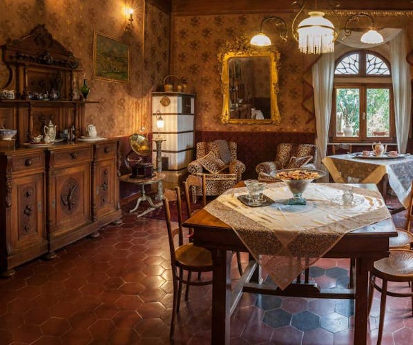 A delicious breakfast is available for everyone at Villa il Palazzino