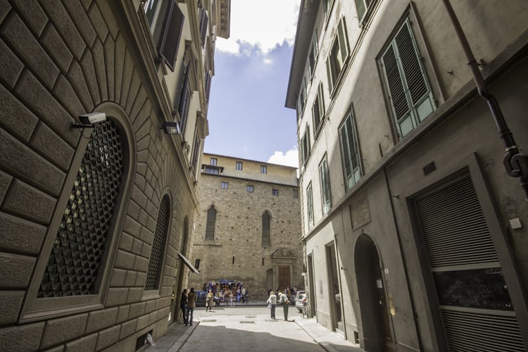 Alain DesignApartmentFlorence - trova a breve distanza dalla stazione internazionale dei treni