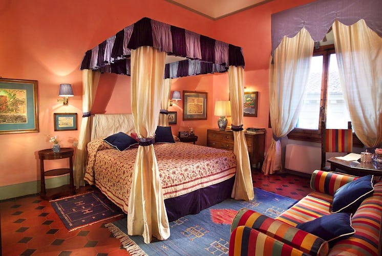 Cozy and romantic double room in Florence