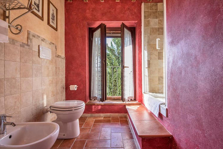 Bathroom apartment La Roccaia
