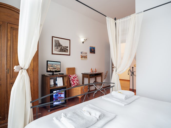 affascinante-bed-and-breakfast-firenze