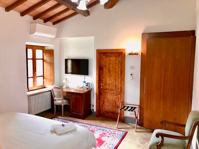 BelSentiero Estate & Country House: Air conditioning & Mini fridge in every room