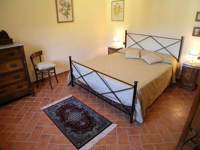 Holiday Apartment Rentals near Pistoia and Monteca
