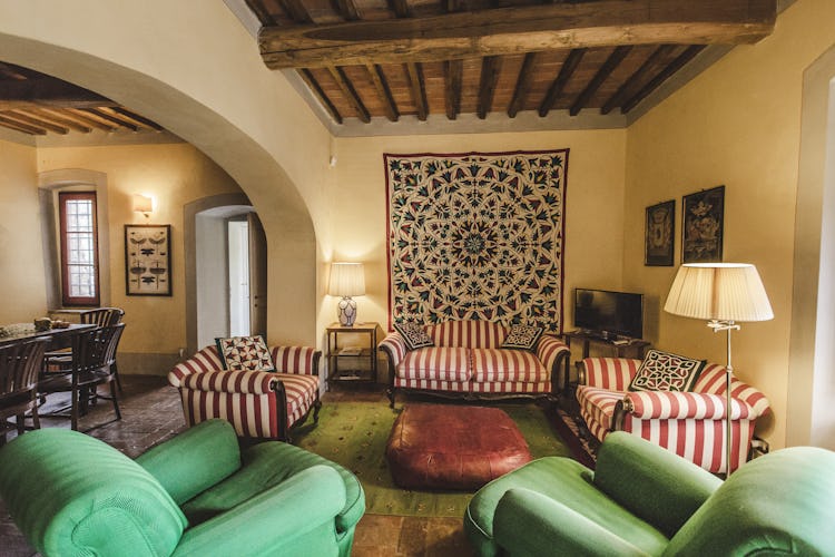 Enjoy the deluxe accommodations near Greve in Chianti apartment rental