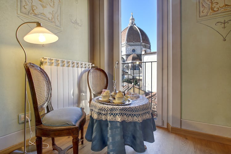 Cupido Vacation Rental Apartment in Florence, Italy: Dreaming of Tuscany