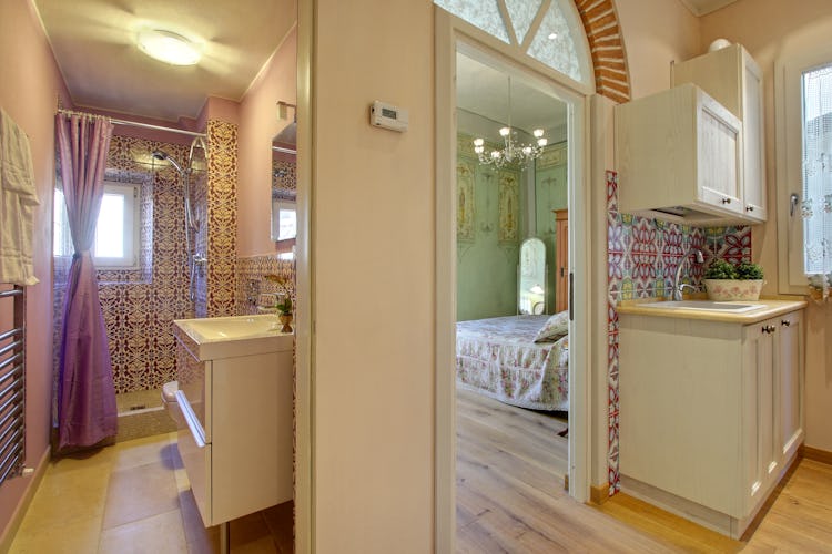 Cupido Vacation Rental Apartment in Florence, Italy:Beautiful decor