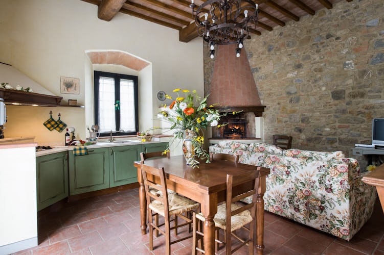 Wine Resort Fattoria Pogni accommodations in Tuscany come with WiFi, LCD TV and Sky channels and air conditioning