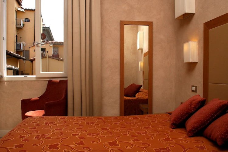 Large and comfortable double beds in Hotel Perseo