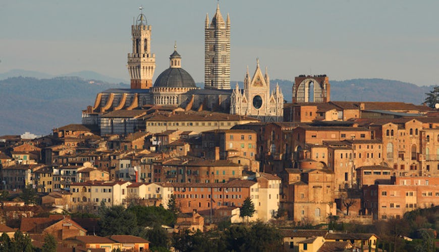 Vista di Siena e dei suoi monumenti più belli dal Chiostro