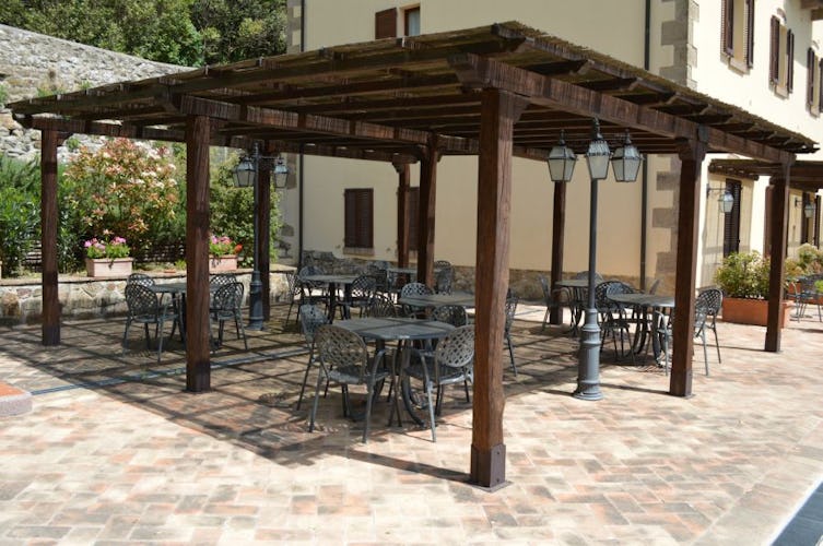 Comfortable and shade filled common areas at il Ciliegio