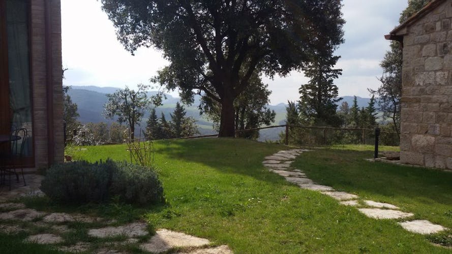 Private garden for relax and tranquility while on holiday in Tuscany