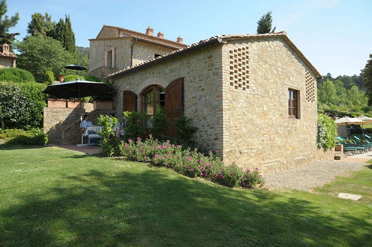 Self catering apartments at Il Defizio with private garden