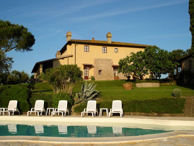 Relaxing at Il Poggetto Vacation Home Tuscany