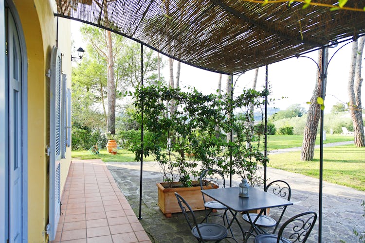 La Certaldina vacation accommodations with private terrace and gardens