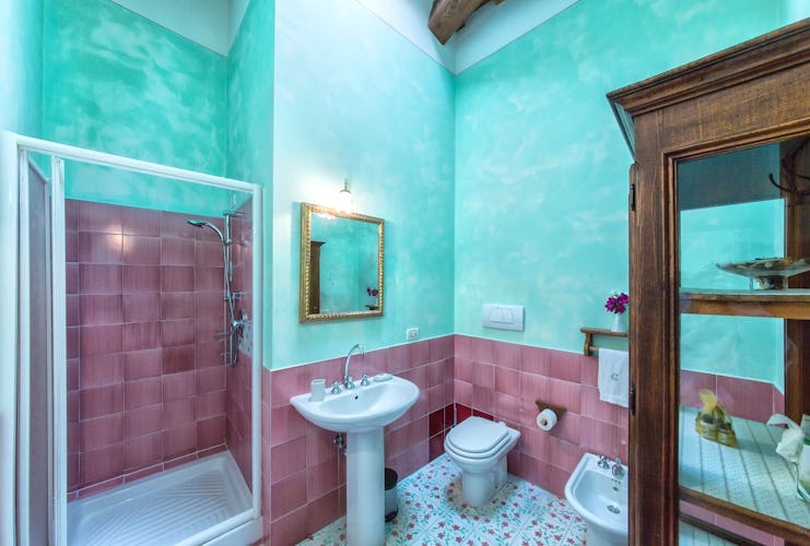 Residence Il Gavillaccio - bagno moderno attrezzato in ciascun appartamento