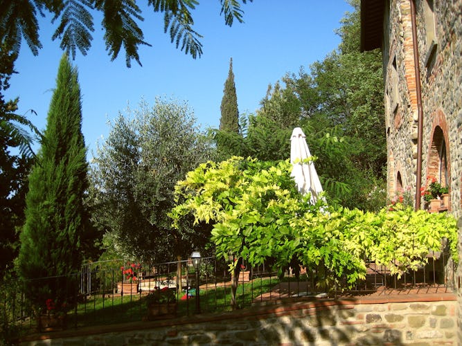 Residence Il Gavillaccio - guests at the self catering holiday apartment rentals will enjoy the garden