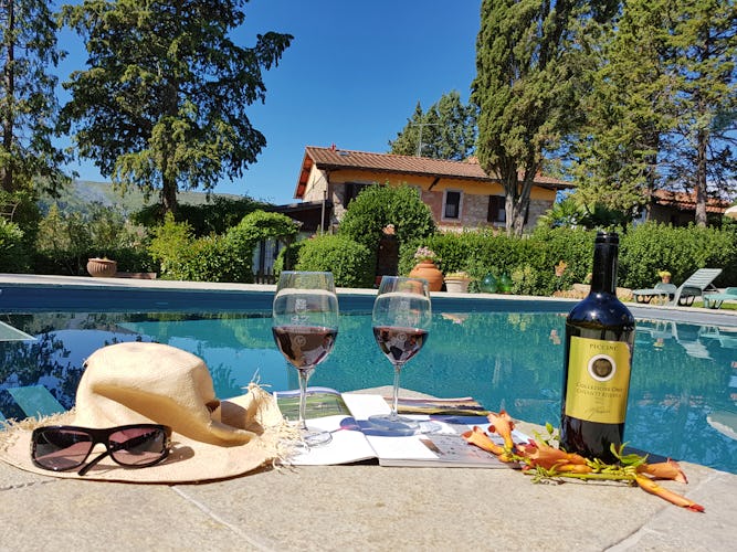 Villa Cafaggiolo - A glass of wine, a Tuscan panorama and lots of relax