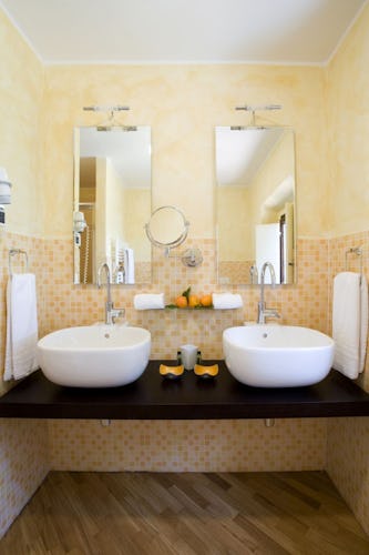 Villa I Barronci: private bathrooms with hairdryers