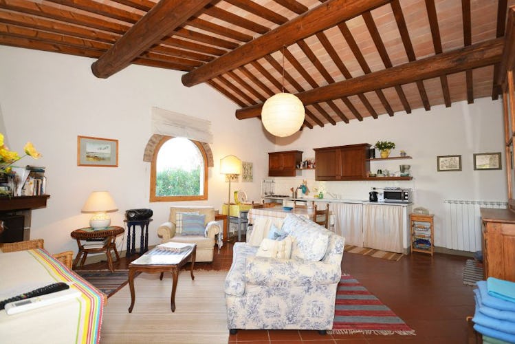 Luminous apartment for 2 persons at Villa i Lami near Florence