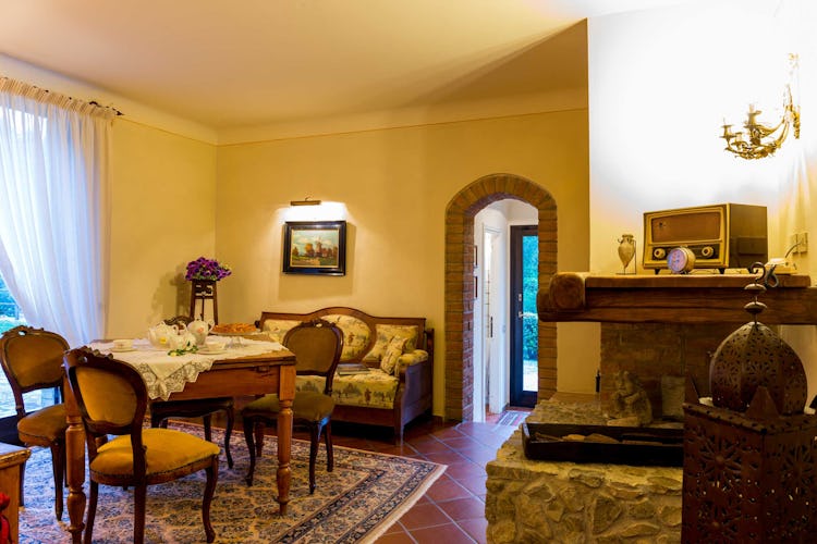 Villa La Fonte Vacation Rental - with fireplace