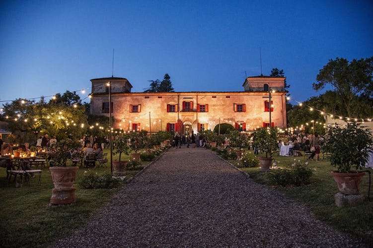 Create a fairytale atmosphere for your special event at Villa Lilliano