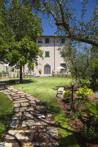 Villa Roveto: Spectacular Tuscan Scenery