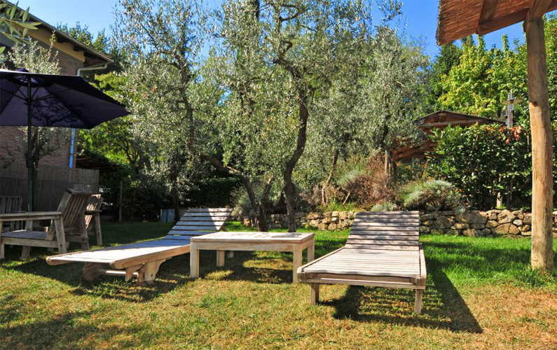 Piscina Cesani Agriturismo