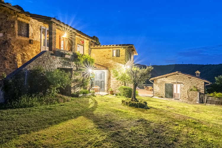 Agriturismo La Sala: appartamenti nel Chianti Classico
