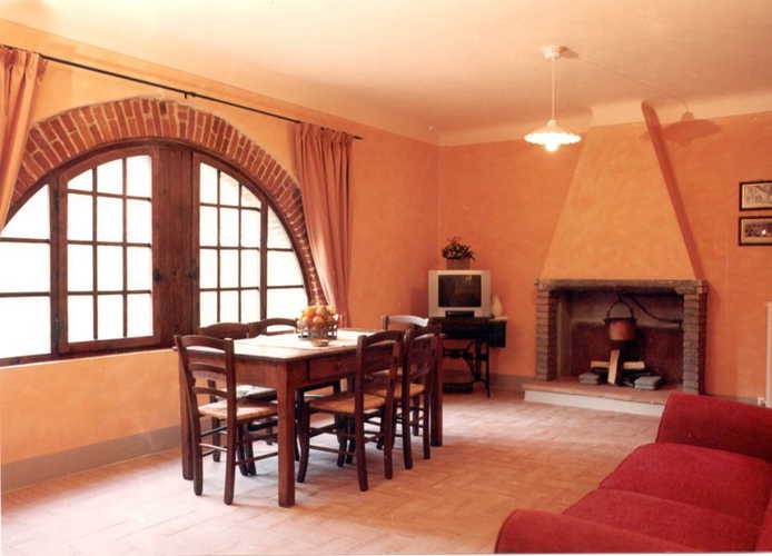 Rustic and comfortable: the dining rooms