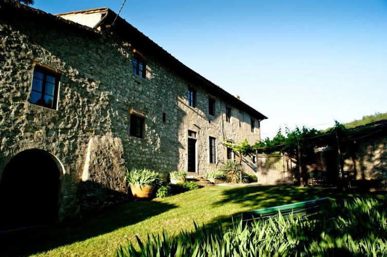 Typical Tuscan style villa rentals at Tenuta Bossi