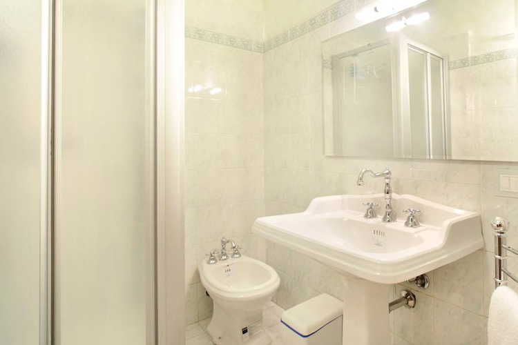 Bagno Appartamento Guelfa Firenze