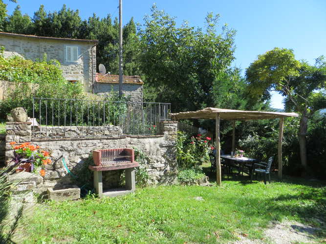 Appartamento Cinciallegra - giardino con BBQ
