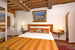 B&B del Giglio: The warm atmosphere of the bedroom