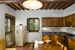 Una delle cucine del Borgo, in stile rustico e completamente accessoriata