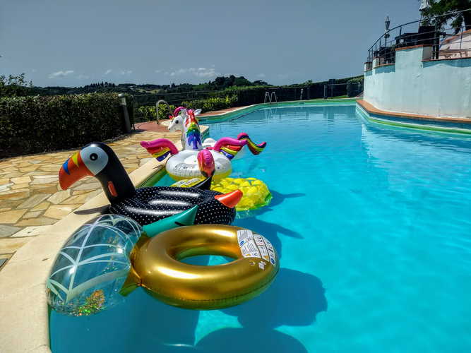 Le due piscine del Borgo sono perfette per il divertimento dei più piccoli ed il relax dei grandi!