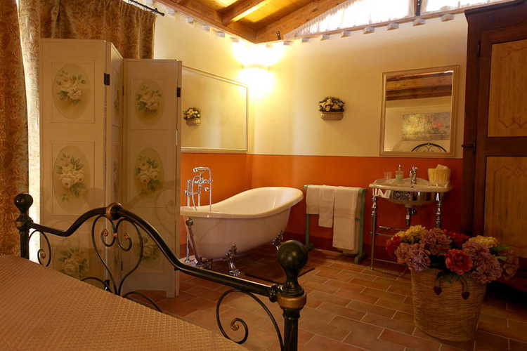 Romantic room