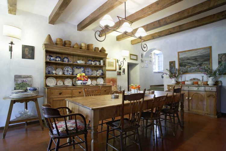 Ask about the special dinner menus at Candida's Chianti House