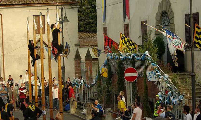 Bettolle vi stupirÃ  con i molti eventi folkloristici tradizionali