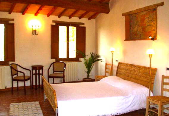 A simple decor with comfortable beds and spacious rooms