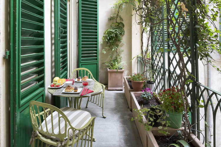 Casa Rovai B&B and Guest House - Colazione in terrazza con vista sul cortile interno