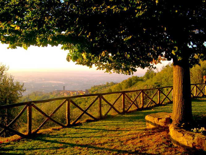 Vista dal Casale sulle colline circostanti