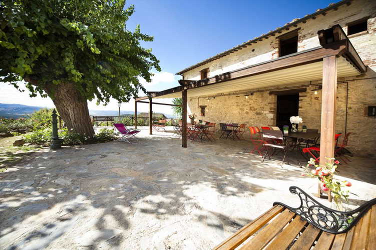 Un'esperienza indimenticabile in un autentico borgo toscano