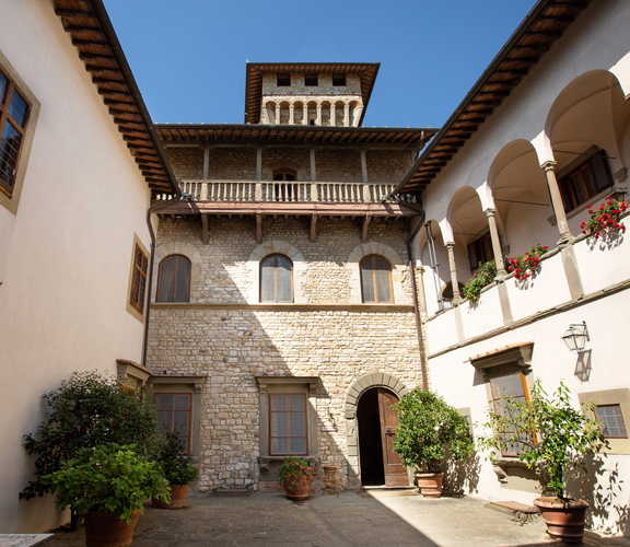 Castello Vicchiomaggio :: A memorable Tuscany vacation