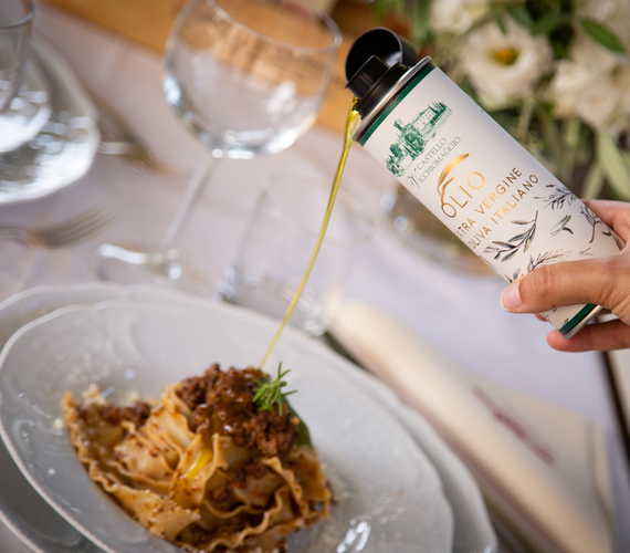 Castello Vicchiomaggio :: Participate in the wine and olive oil tasting