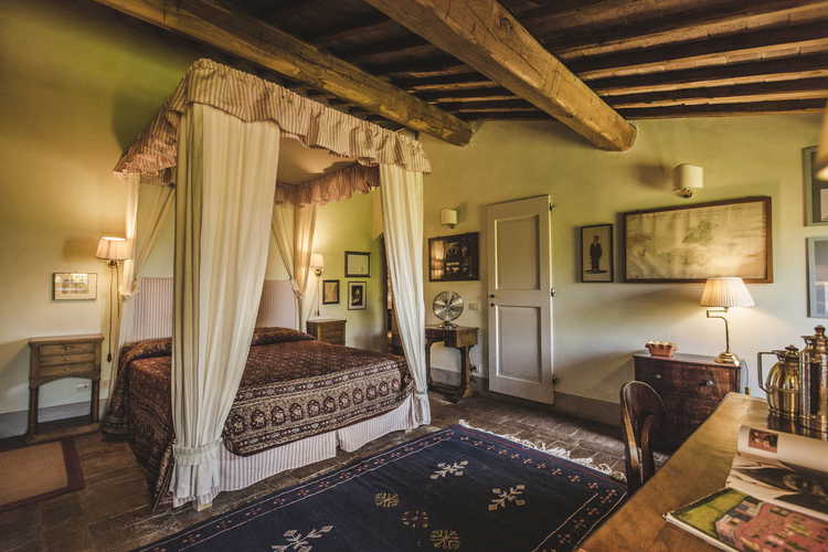 Chianti Suites Vacation Apartments and rich Tuscan colors
