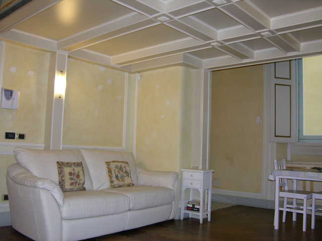 David Apartment - Authentic Liberty accents throughout the apartment