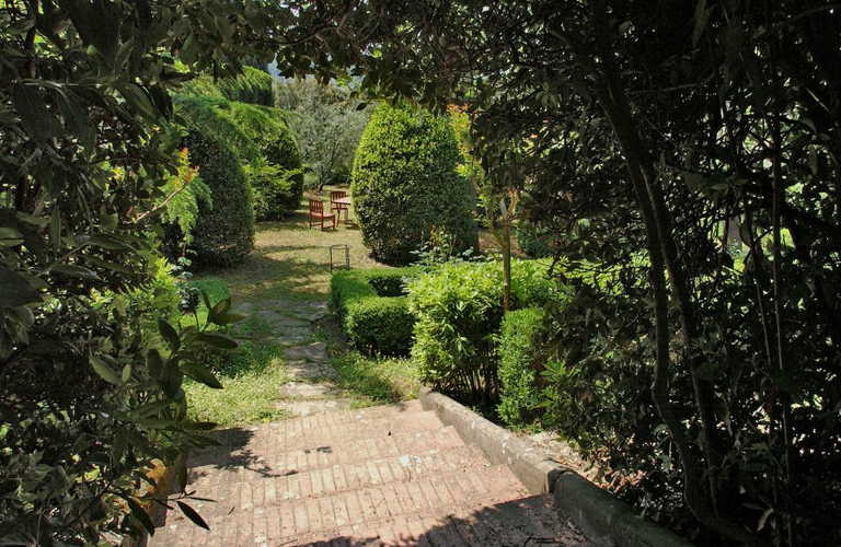Italian garden at Poggio Arioso