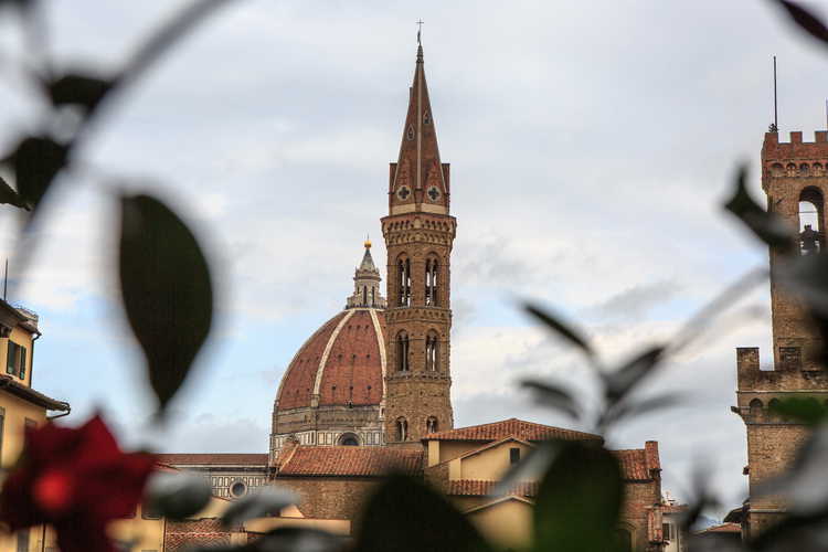 Hotel Bernini Palace - Il profilo del Duomo e del campanile visto dall'Hotel