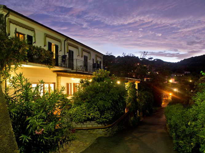View of Hotel Ilio and outdoor terrace